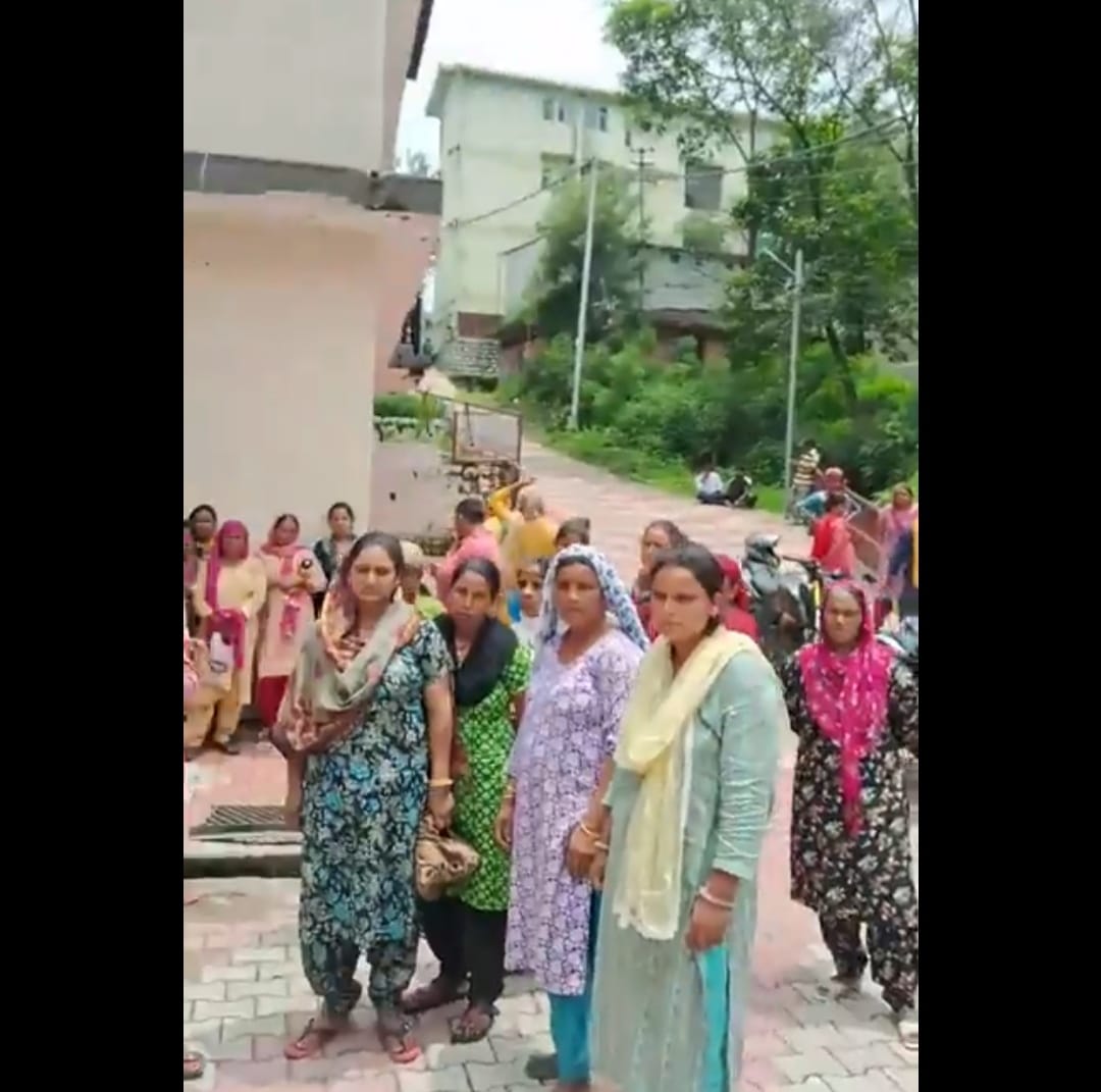 Uproar over the death of a married woman, mother's side said - it was murder, husband, mother-in-law and father-in-law arrested