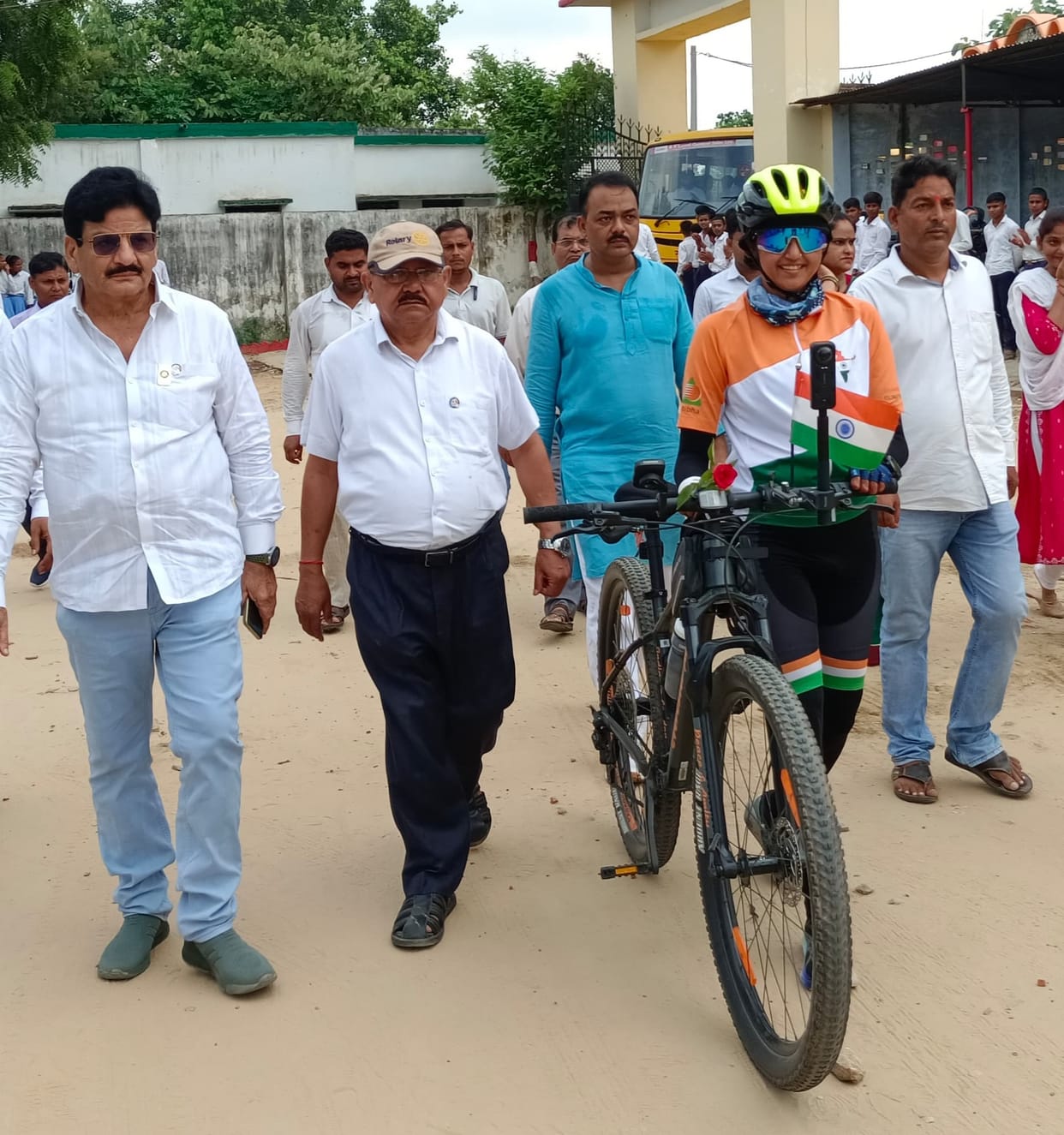 Everyone will have to work together to protect the environment: Nisha