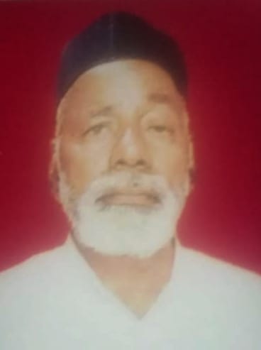 Tractor mechanic's body found lying in suspicious circumstances, family members suspect murder