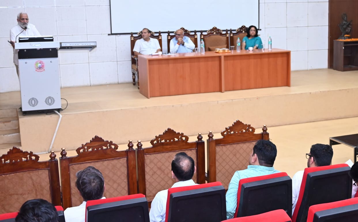 Highlighted Indian tradition and culture in the lecture