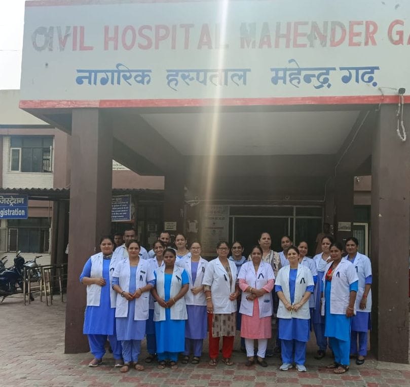 Nursing staff expressed anger over their demands by wearing black badges