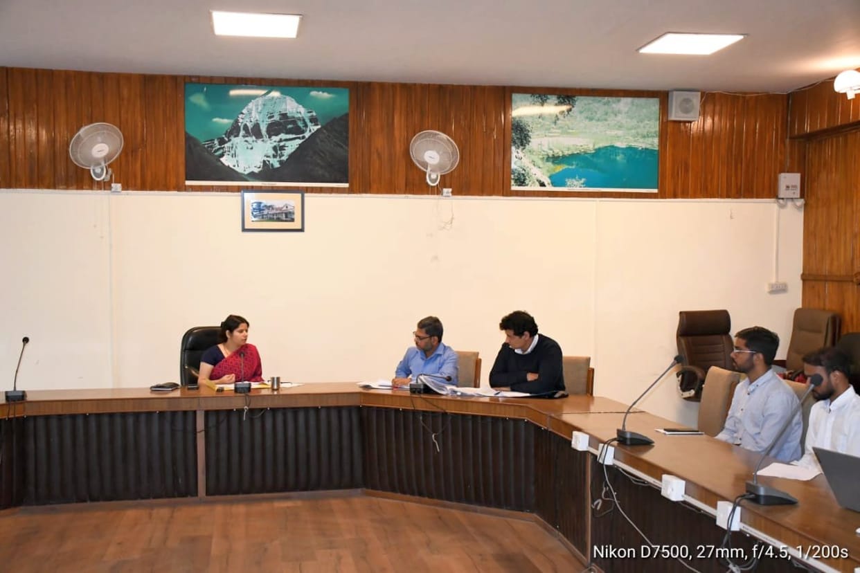 Employees who have been stuck at one place for a long time in DDA will be transferred