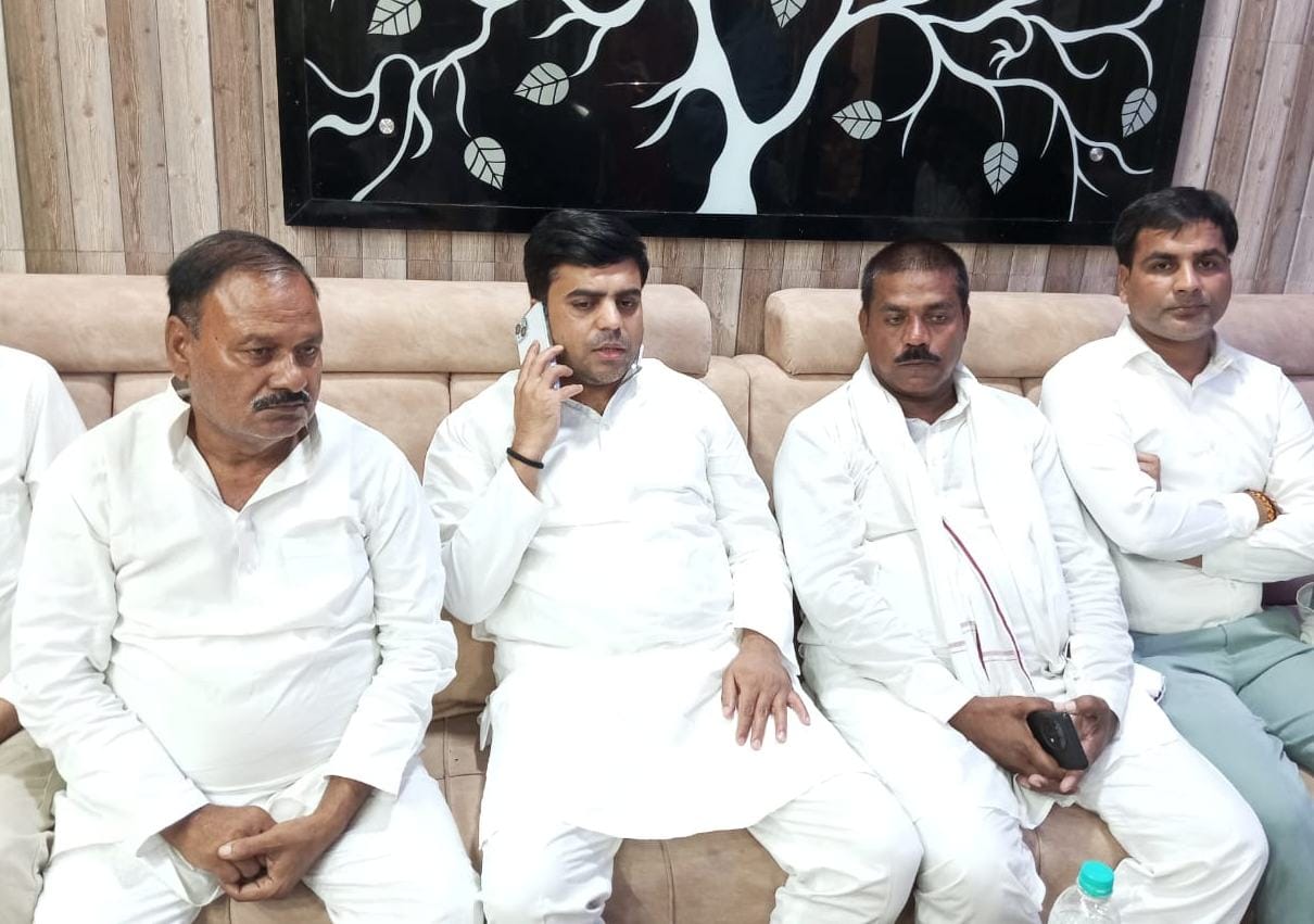 Tej Pratap said, the administration took the action of demolishing the building out of revenge.