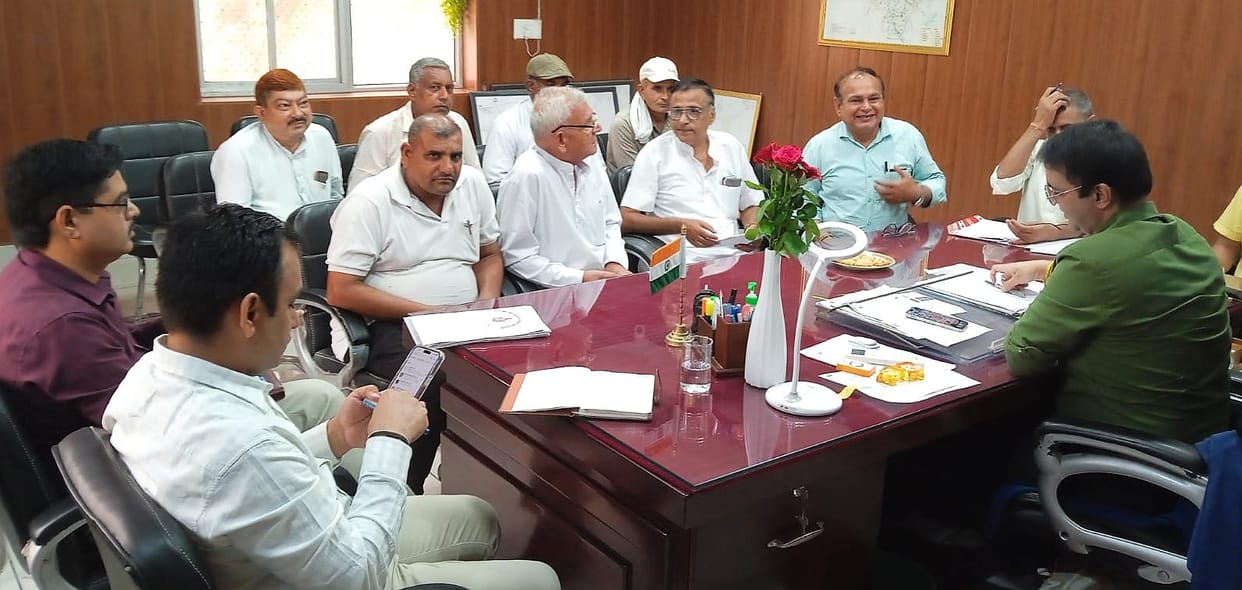 A delegation of Haryana Public Health Employees Union met XEN regarding demands