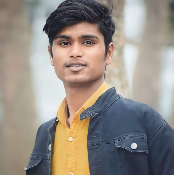 Student's health deteriorated, he died in medical college emergency