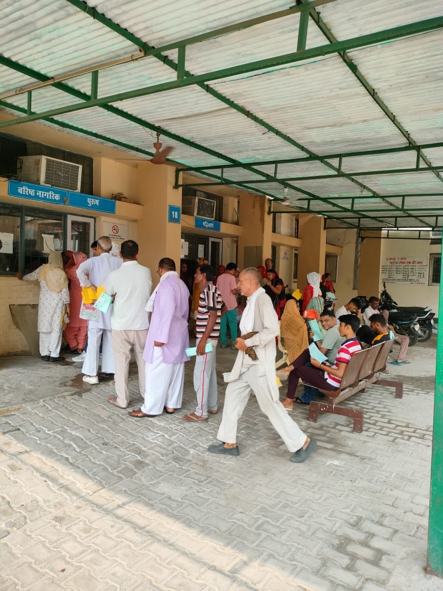 Patients worried about medicines in humid heat
