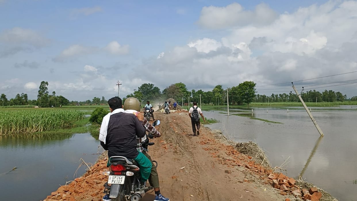 Repair of the cut road is incomplete, work is being carried out by putting soil at two places