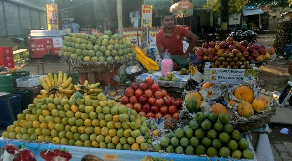 Fruit prices increase as soon as Saavan starts
