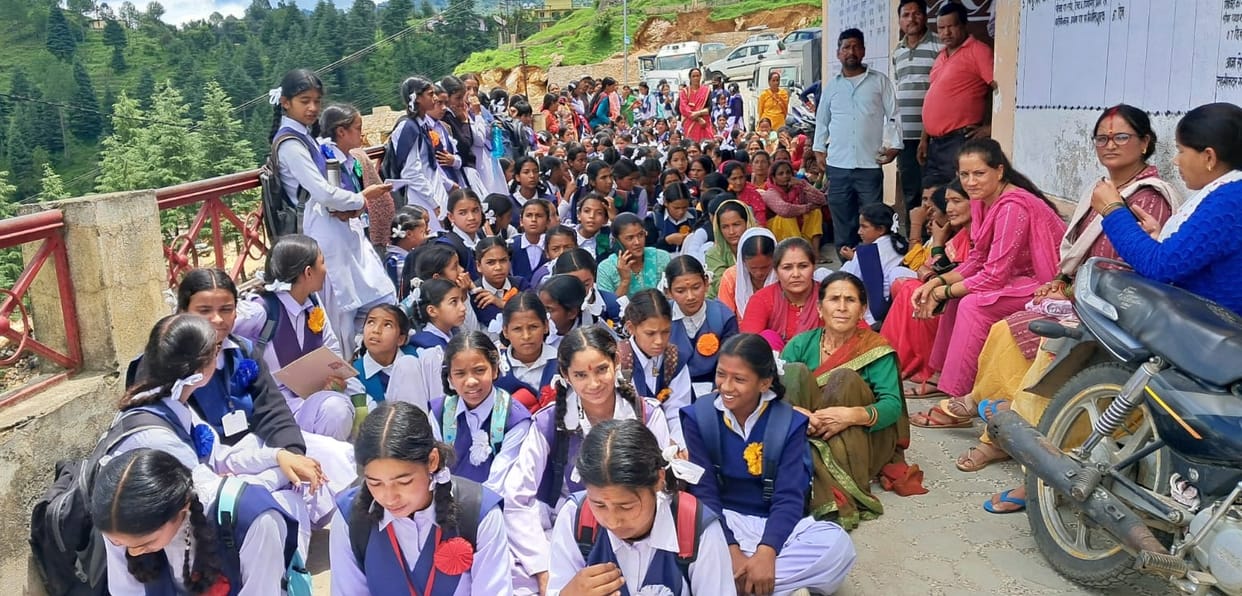 Girls took to the streets demanding reconstruction of the school building