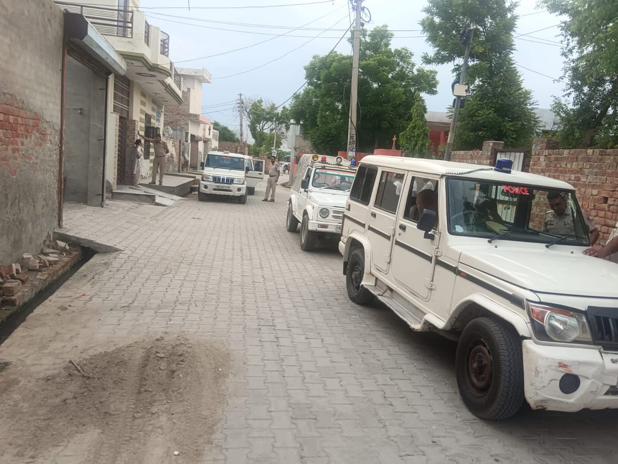 15 police teams searched the houses of suspects in village Bhavdin