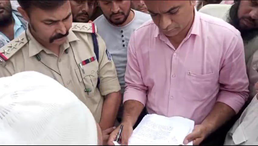 Four women died in Damoh District Hospital, Allegation of ill-treatment during delivery