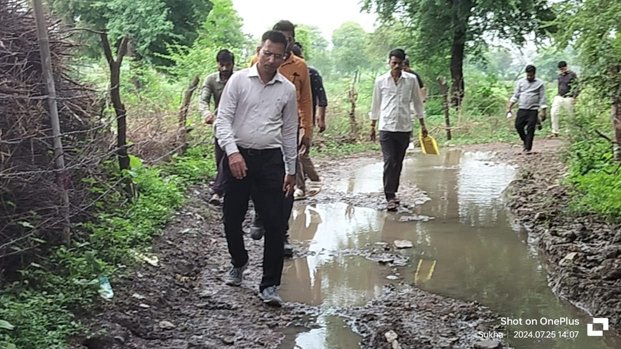 Collector reached school after walking through muddy path, covered a distance of one kilometer