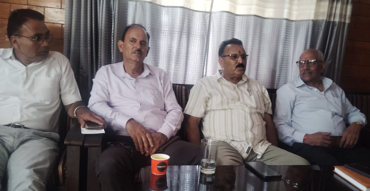 Will fast if development work is not started in Balh: Inder Singh Gandhi