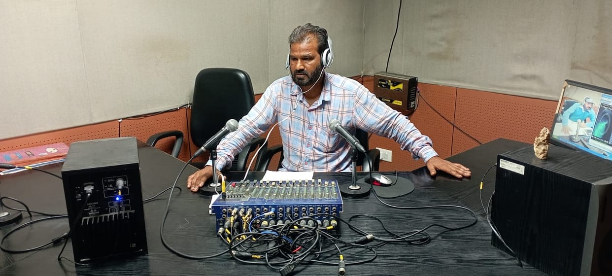 Ministry will conduct a survey to know which programs people like to listen to on radio.