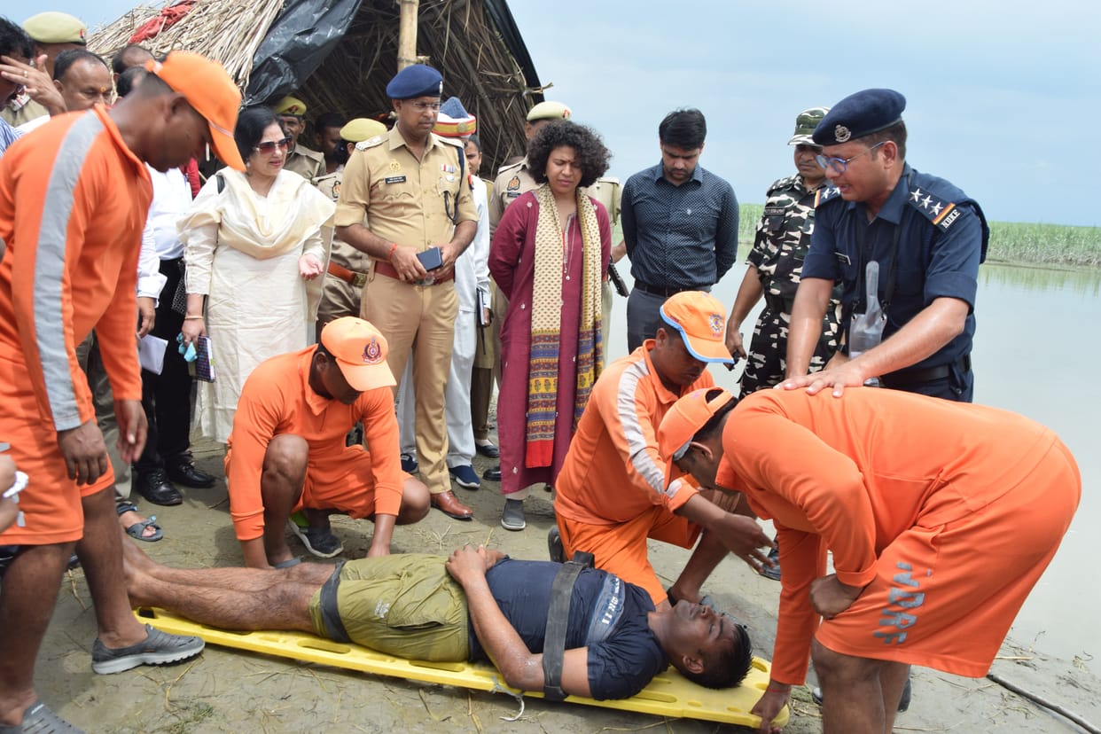Mockdrill: NDRF rescues two people drowning in the river