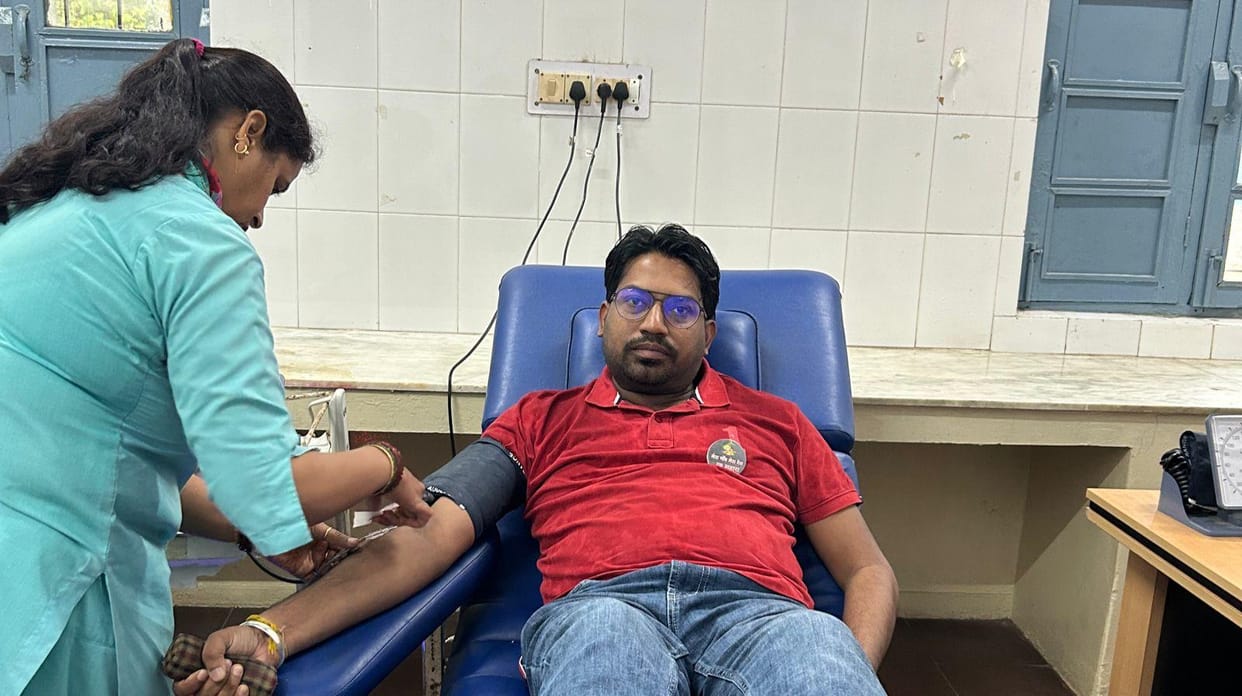 sahara sanstha organised blood donation campy