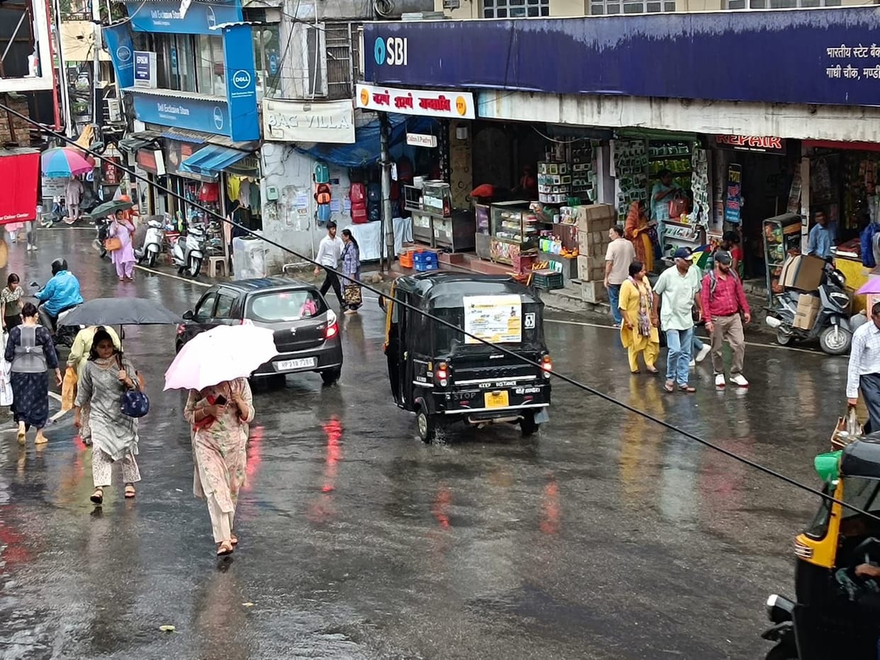 Preparations to deal with rain burst into fountains in Mandi city