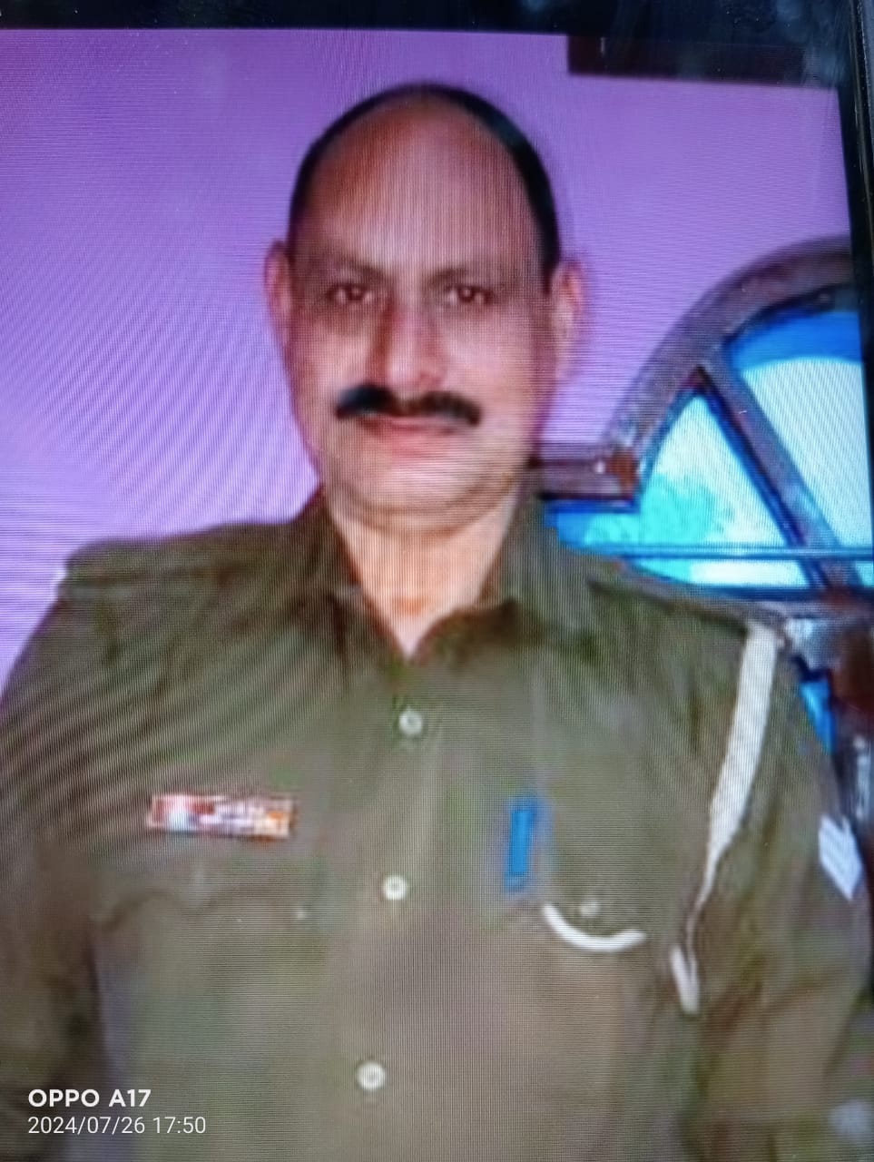 'Ticket' cut for inspector going to Mumbai by flight with victim's money
