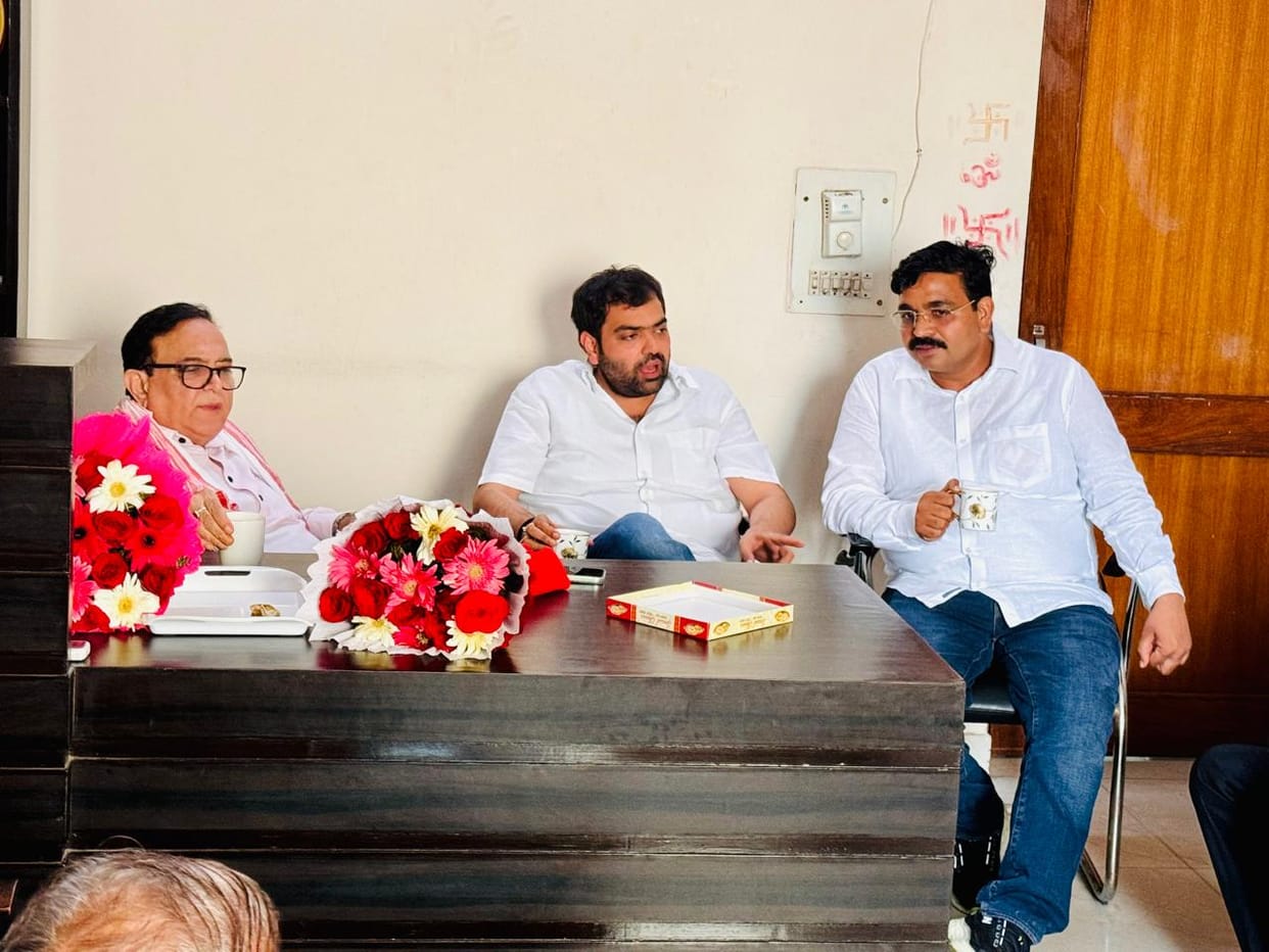 meeting regarding thanksgiving rally
