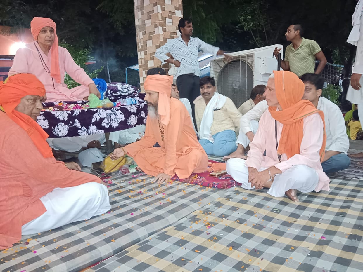 Devotees gathered in the annual fair of Baba Garibnath Temple Sangwadi