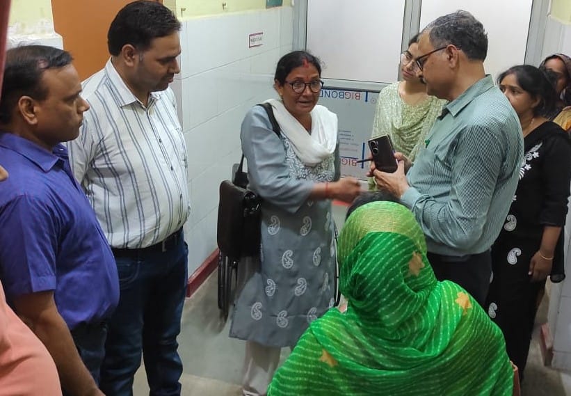 Clash between Asha workers and doctors...doctors went on strike