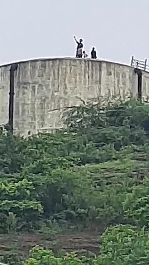 The water tank built on the hill has been turned into a selfie point