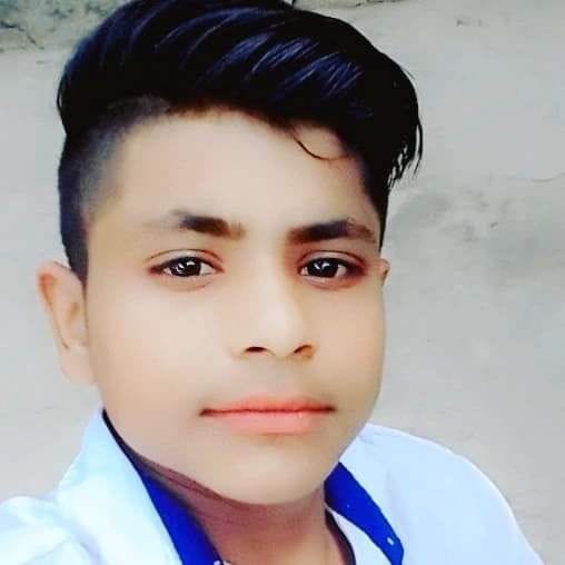 The only brother of two sisters died due to the DJ falling on the car.