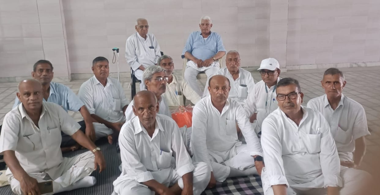 Former employees will meet CM to solve problems