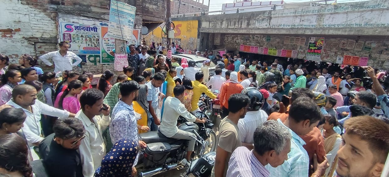Akbarpur struggled with traffic jam for two hours