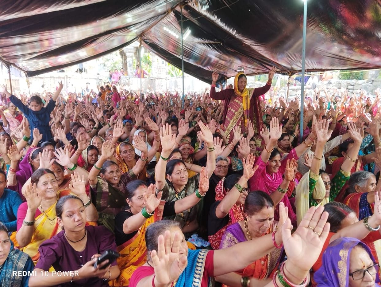 May your hand always be on my head, Bhole Baba, may you always be with me.
