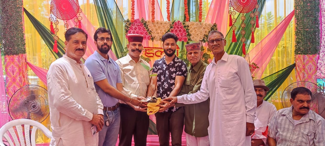 Dr. Surendra's unique initiative, giving saplings as gifts at weddings