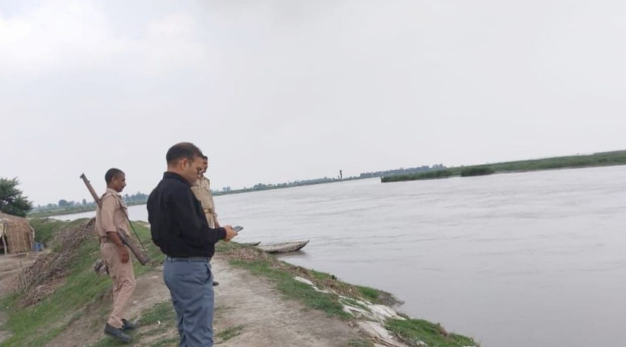 Water level of Ganga rises, river flowing 22 cm above danger mark