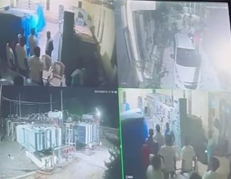 Villagers entered the power house and abused, got the power supply cut off