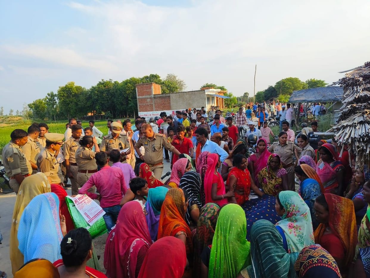 Villagers angry over woman's death after delivery, block traffic