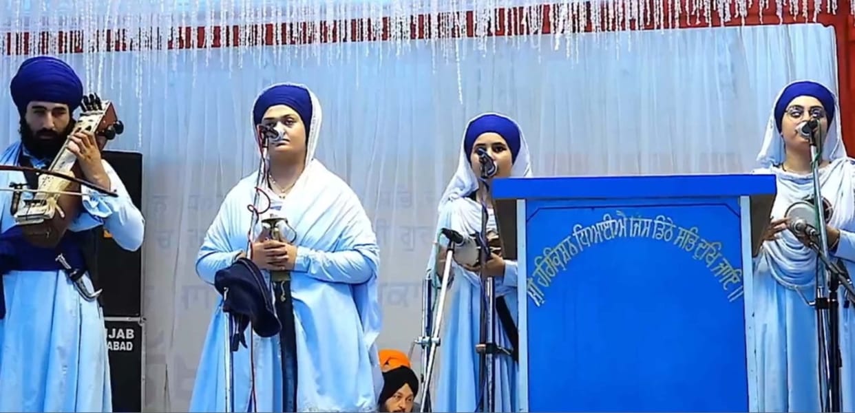 After taking bath in the lake, the devotees made a wish