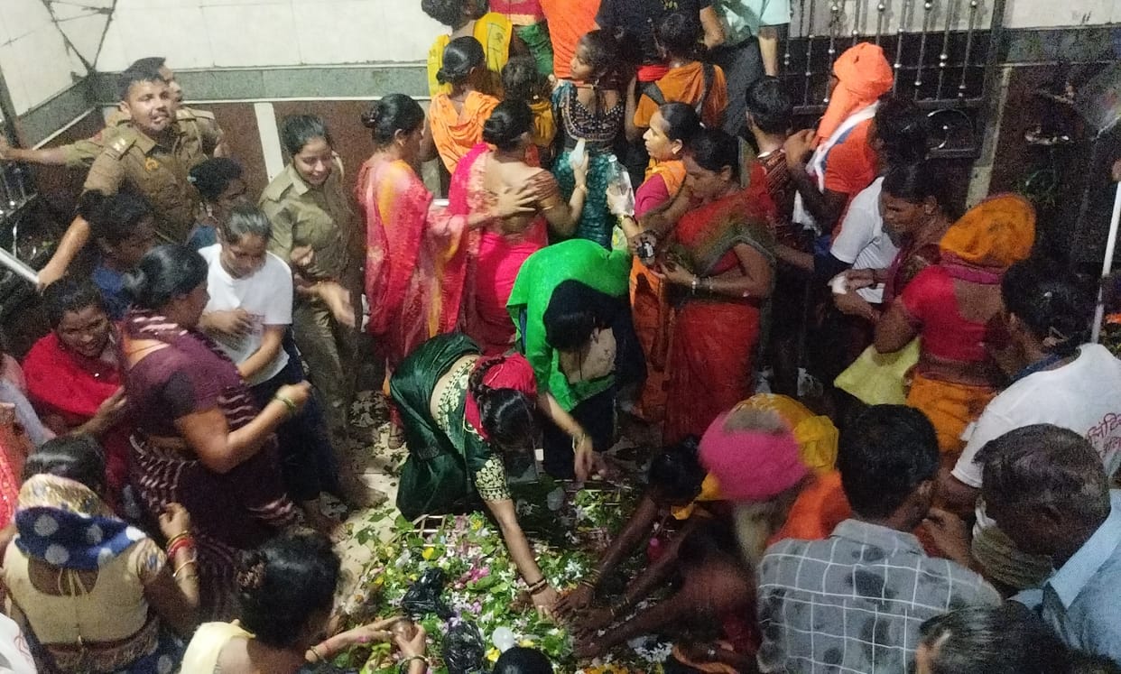 One and a half lakh devotees performed Jalabhishek of Lord Shiva