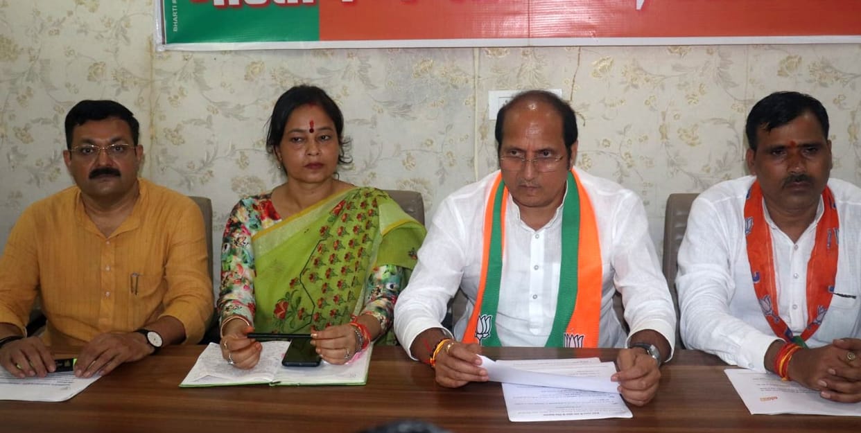 Rahul Gandhi should muster courage to speak on scams that happened during Congress rule: Suresh Rana
