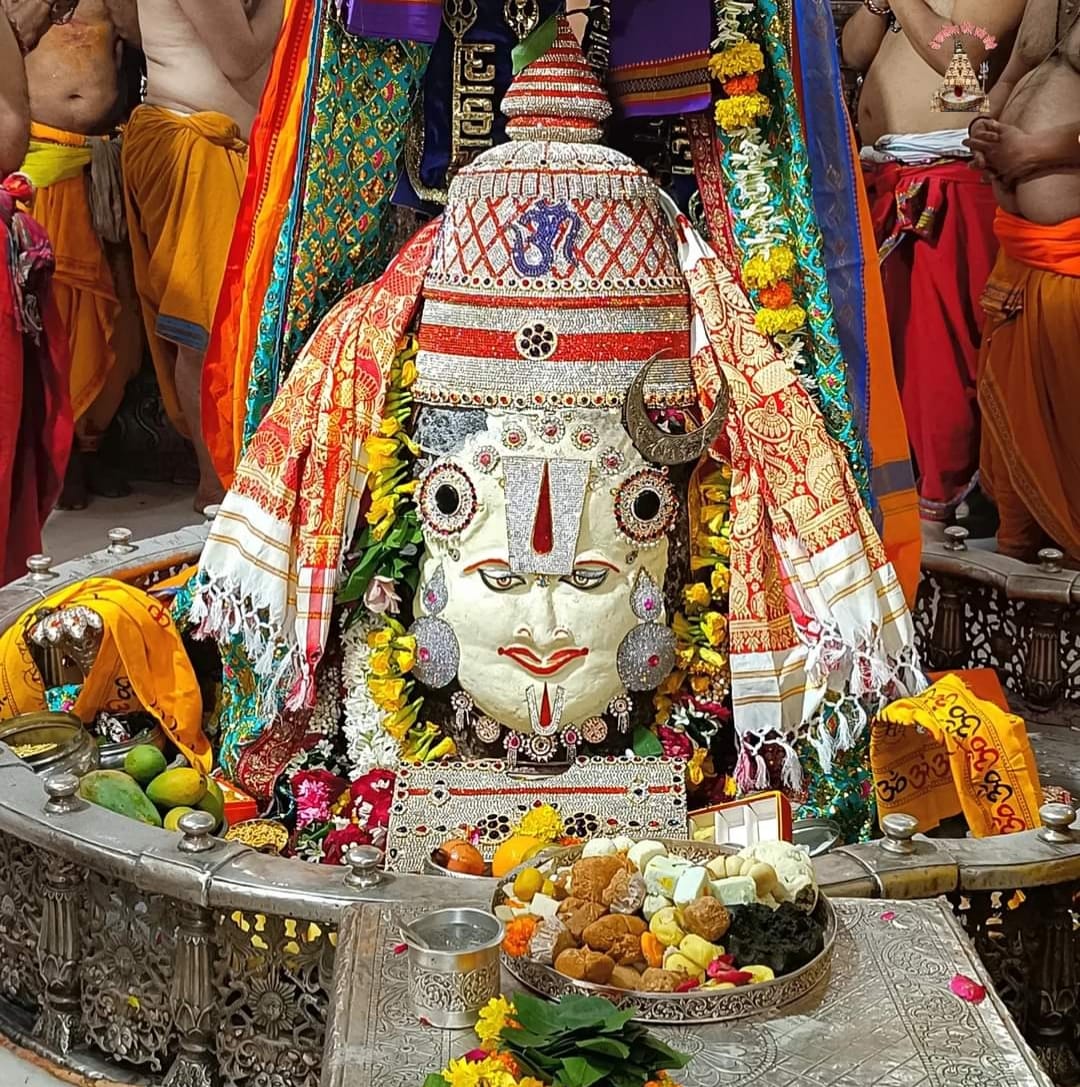 Bhasma Aarti Baba Mahakal decorated in the form of Tirupati Balaji on Kamika Ekadashi