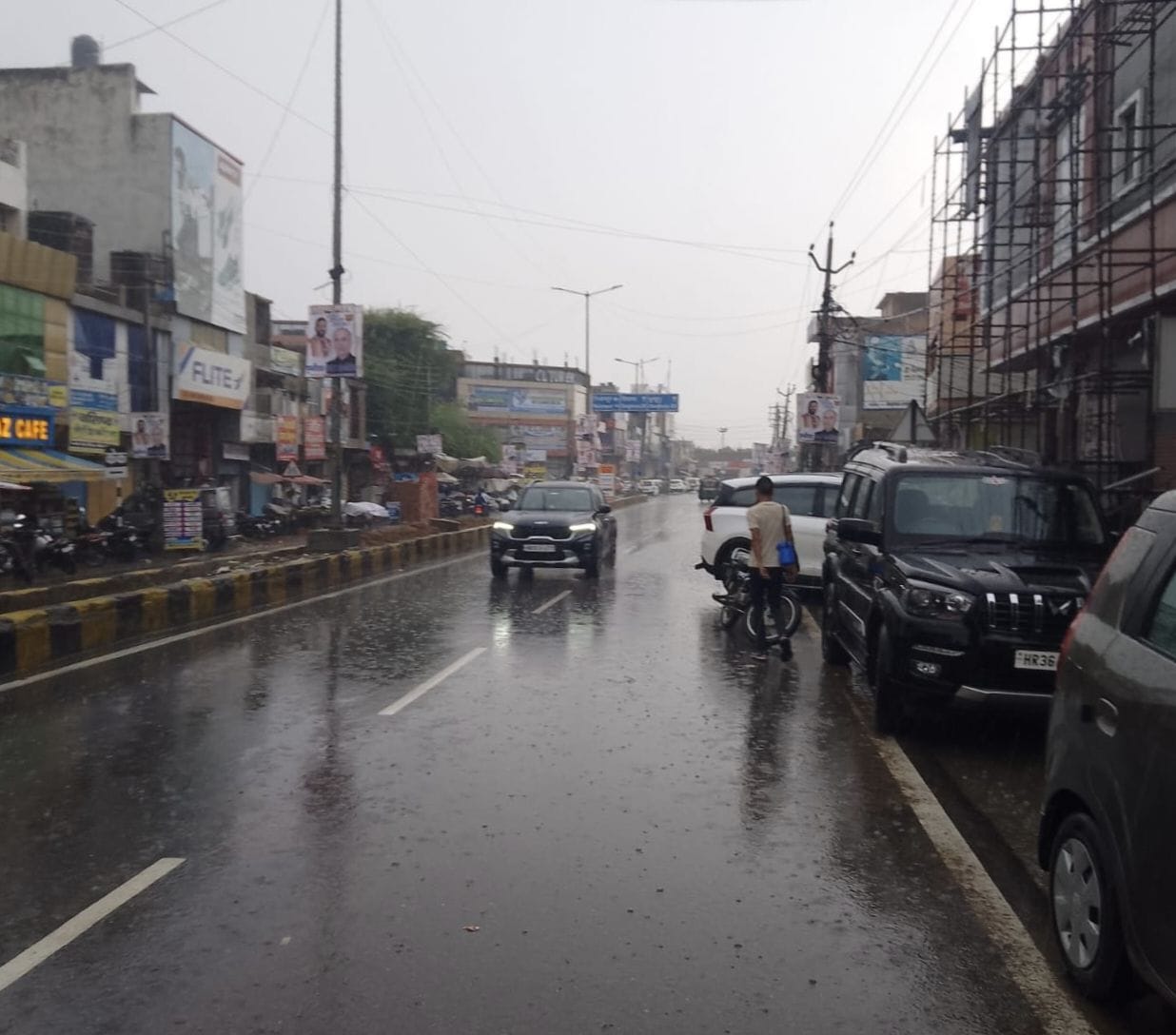Light rain in Narnaul and Ateli, no respite from humidity