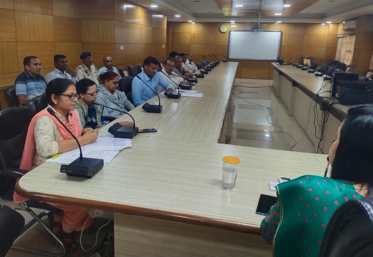 Show cause notice issued to Anganwadi and Asha workers of villages with poor sex ratio