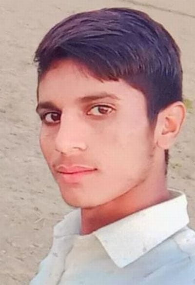 A young man running on the road to prepare for physical was crushed by a car, died
