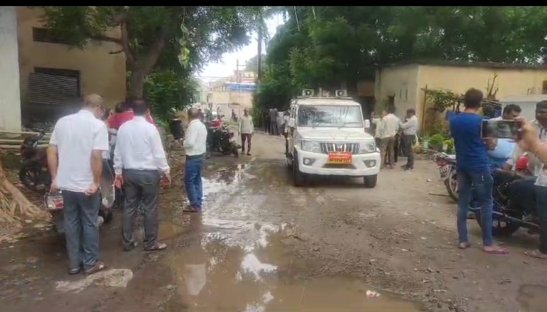 Khargone Celebrated daughter birthday two days ago now hanged herself husband father-in-law accused harassment