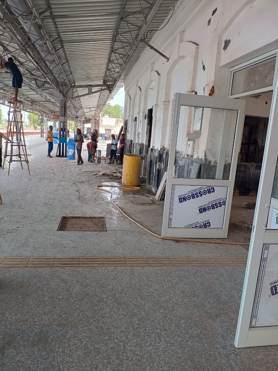 96 percent work of six railway stations is complete, facilities will be available soon