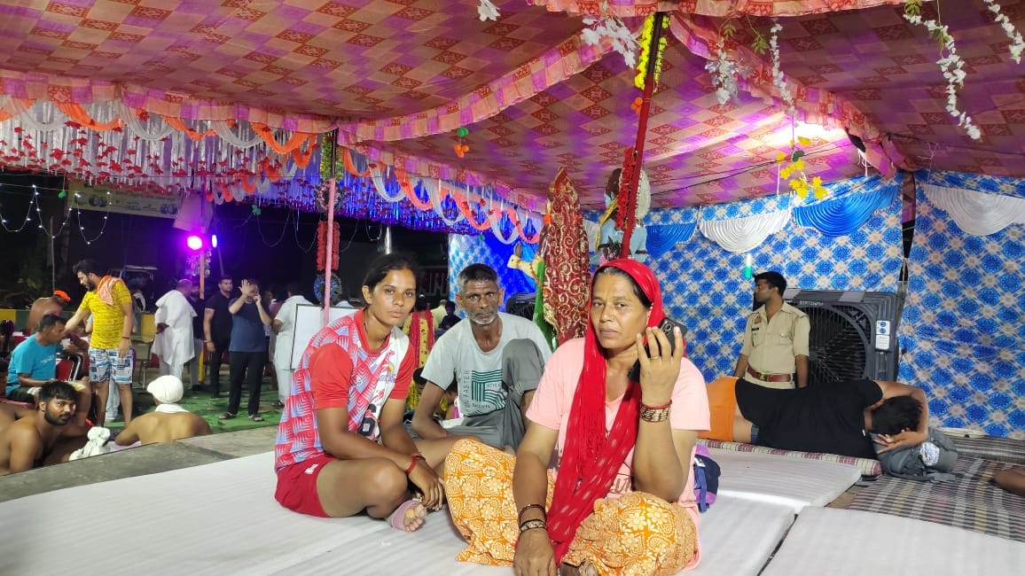 Women of Haryana are giving the message of save daughter, educate daughter in Kanwar Yatra.