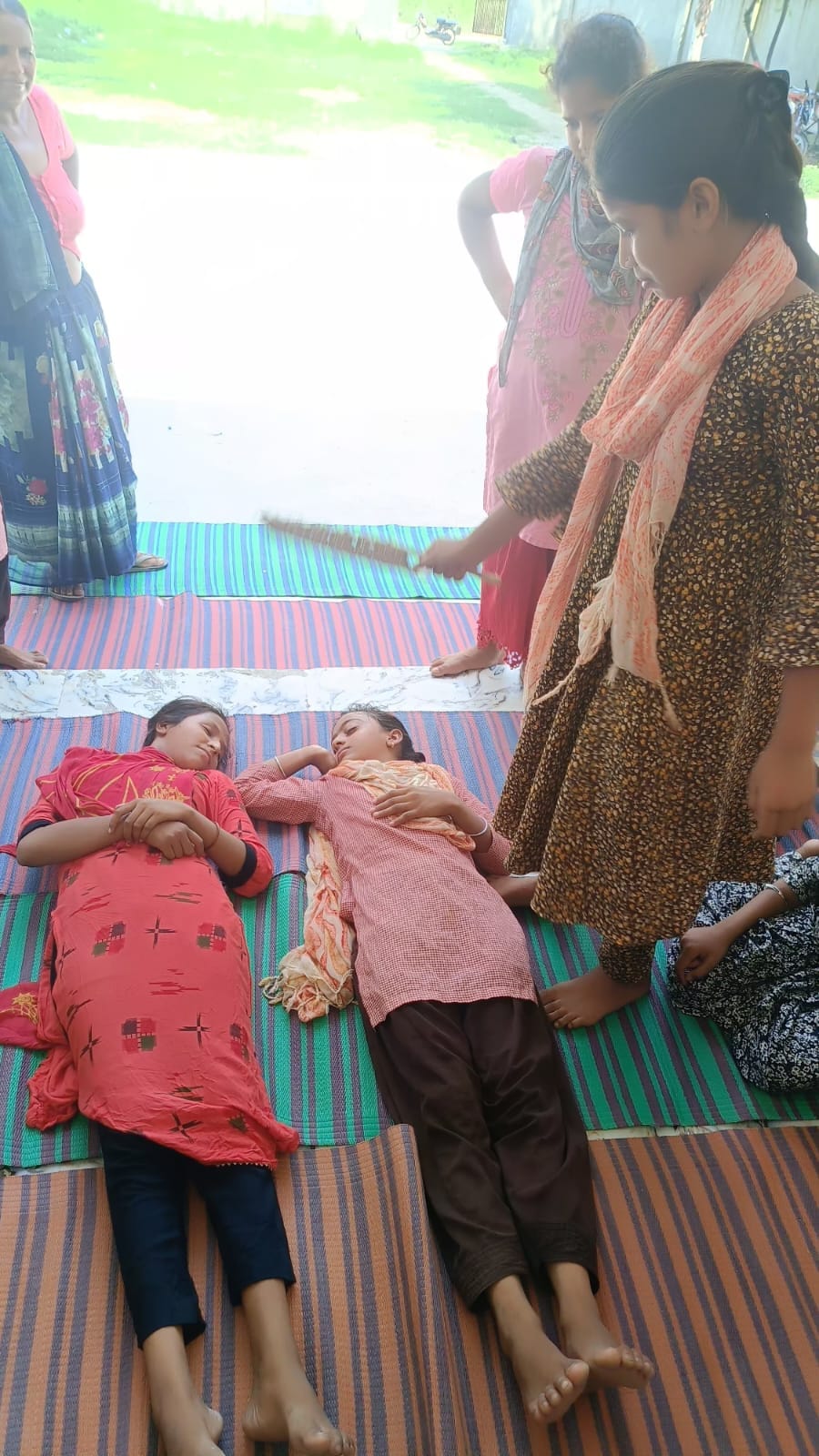Teacher, student and a sweeper unconscious in school due to extreme heat