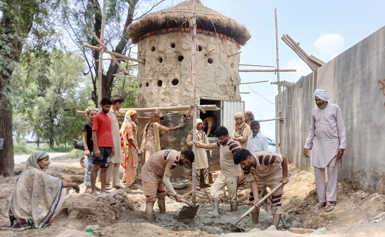 Night shelter made for birds in indigenous way with the help of mud and pots