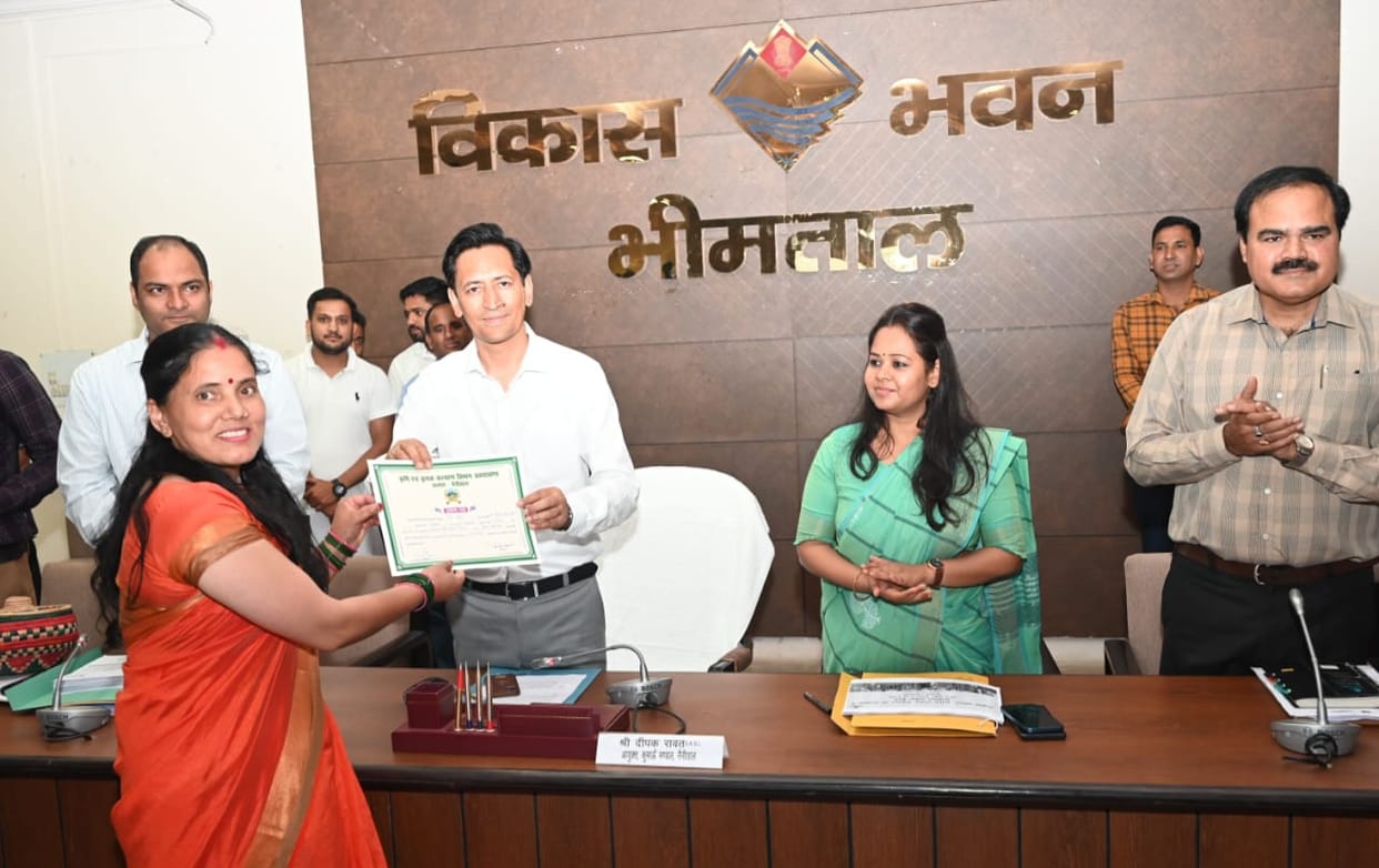 Departments should implement development works on ground: Commissioner