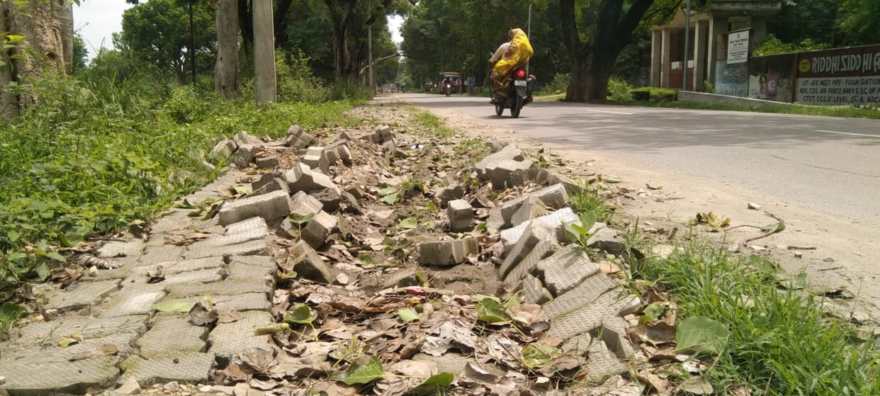 Work not completed, footpath being built with Rs 60 lakhs started sinking and crumbling
