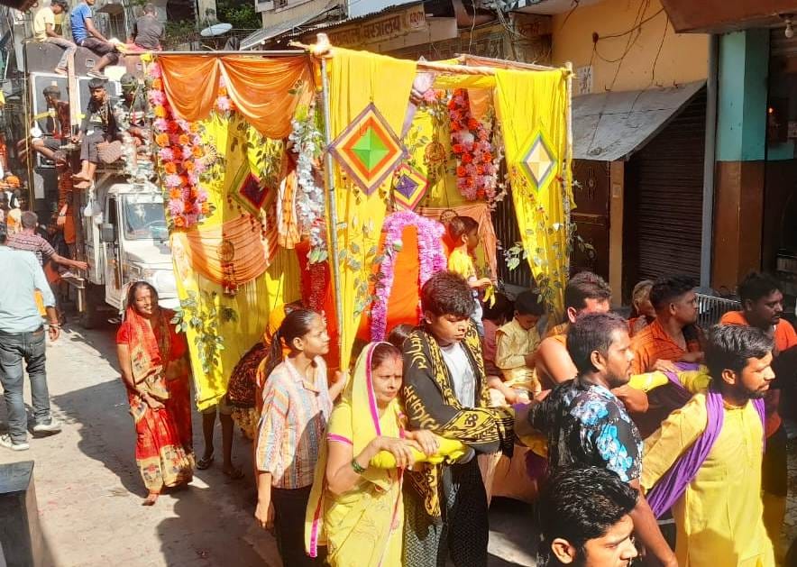 Kanwar Yatra started with much fanfare, devotees became innocent
