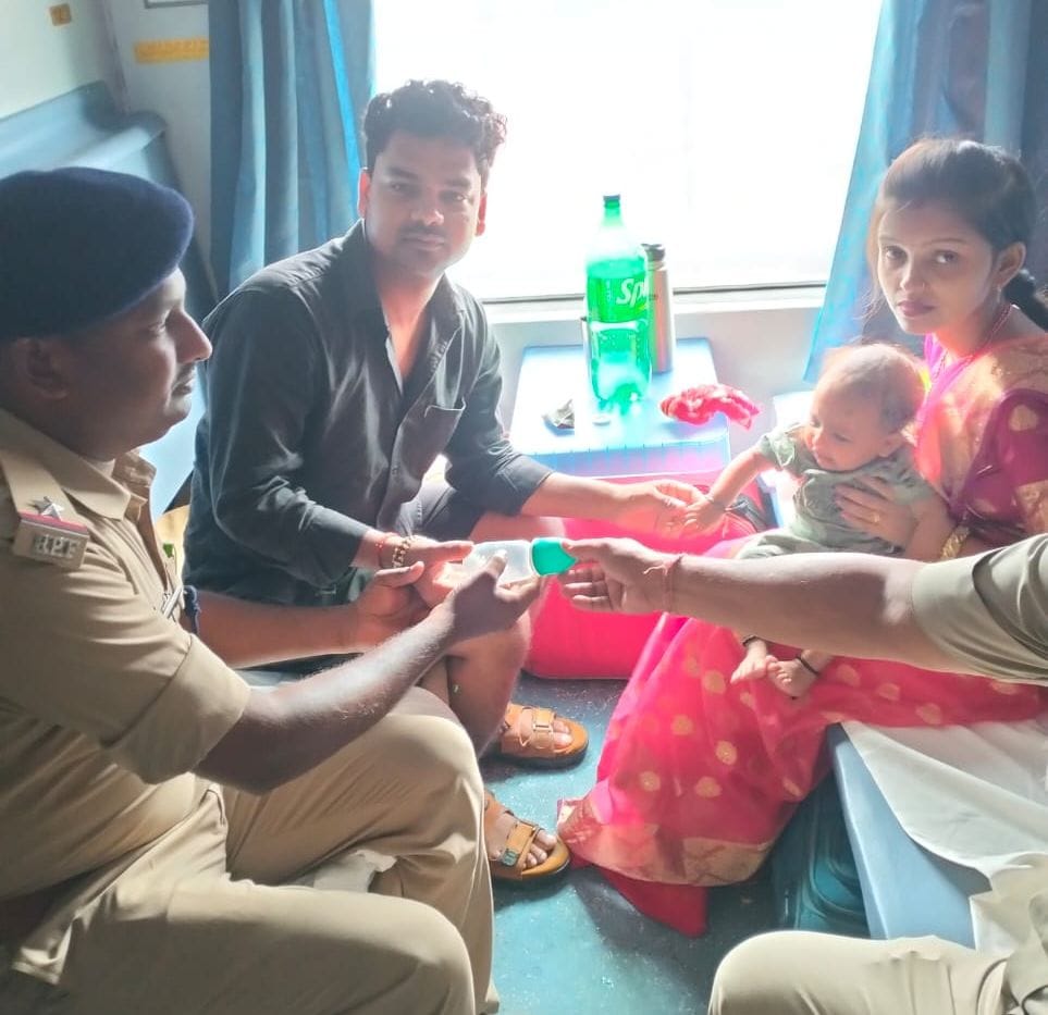 Nipples, milk and water provided to the child in the train
